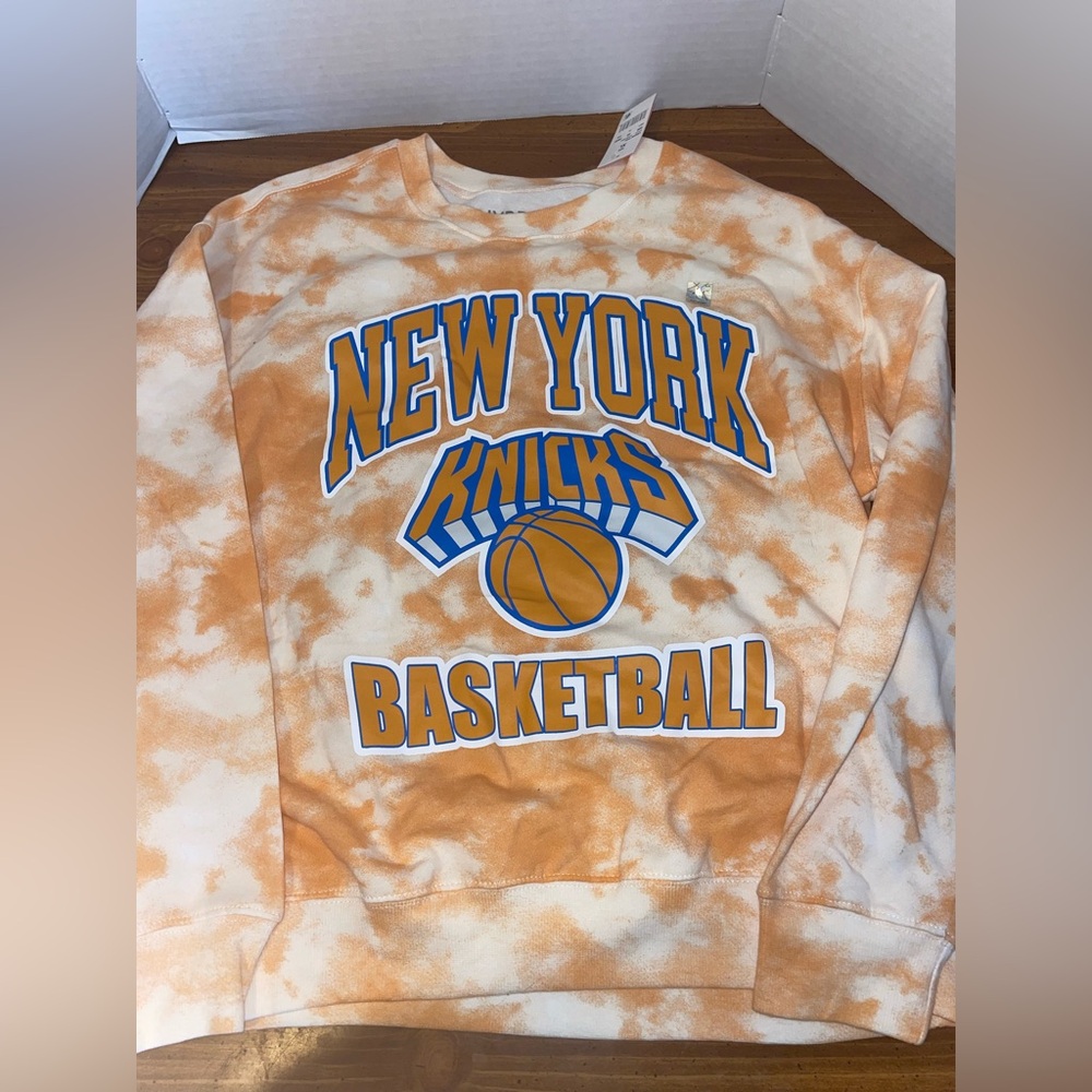 NWT New York Knicks Hybrid Apparel Basketball Tie Dye Sweatshirt Womens Size XL